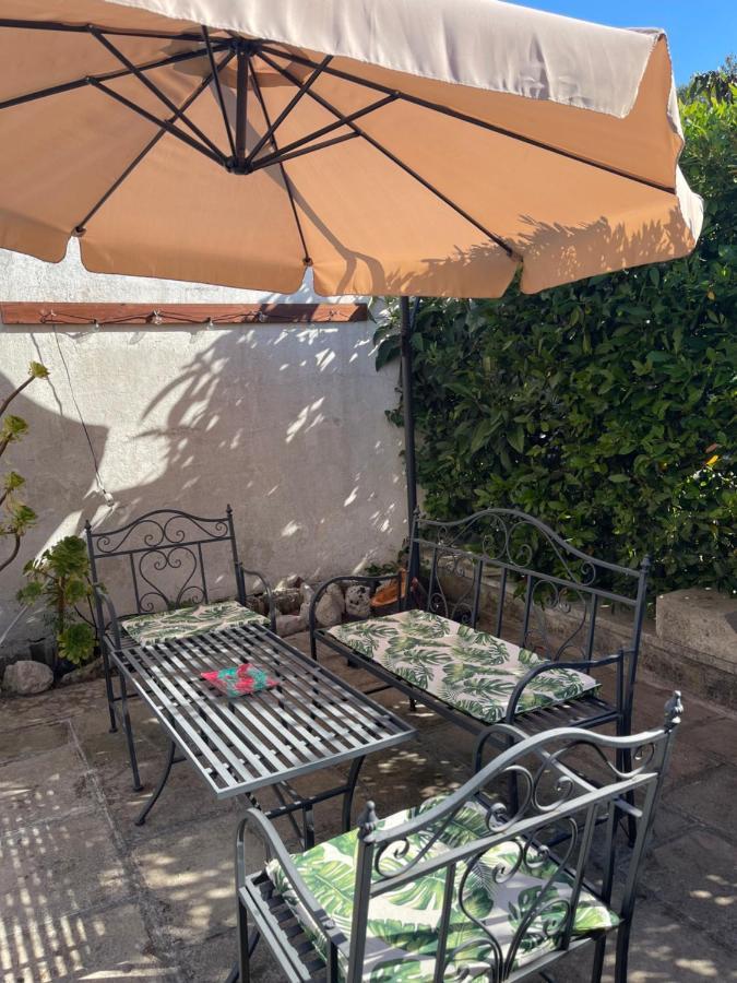 Bed and Breakfast Smit House Torre dell'Orso Esterno foto